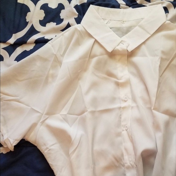 🏖 Summer Woman’s Short Sleeved Blouse - Picture 5 of 8